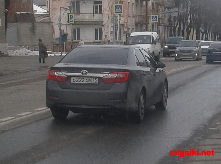 15 ав. Номера машин. Номер автомобиля. О442ав15. Фото машин с номерами.